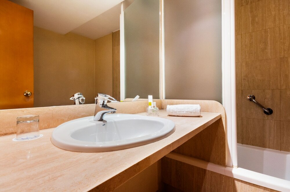 Фото Hotel Villacarlos