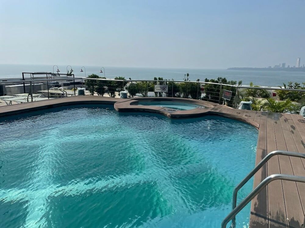 Фото Hotel Marine Plaza Mumbai
