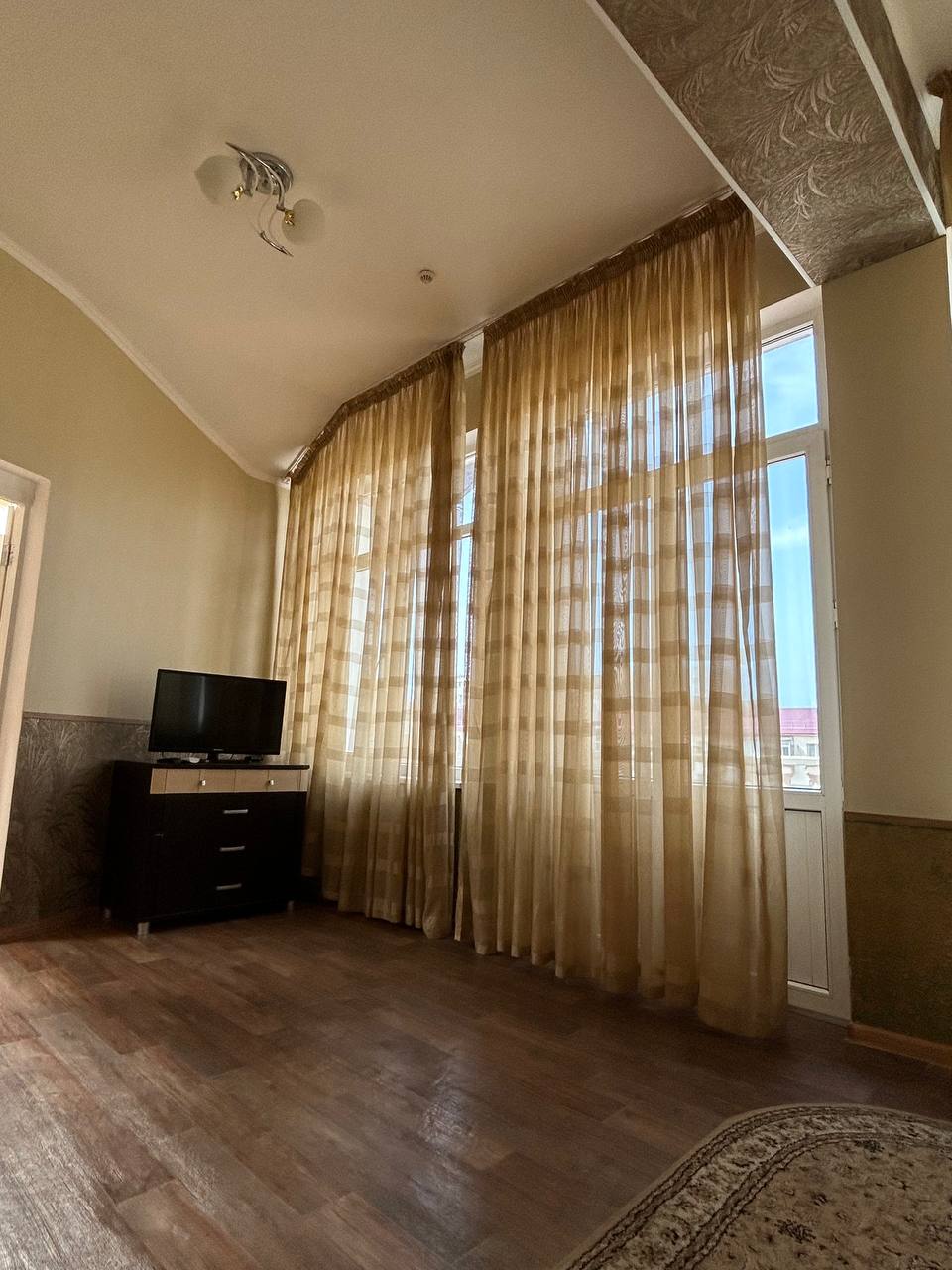 Фото Континент