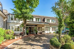 Гостиница Courtyard by Marriott Hamburg Airport