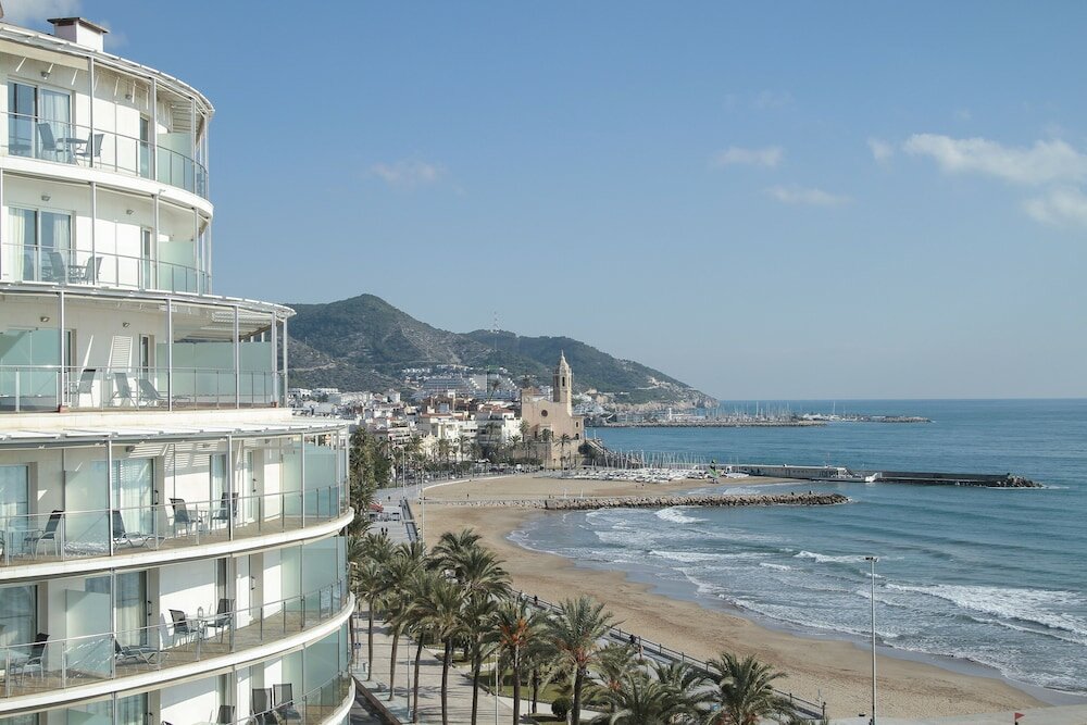 Фото Calipolis Sitges