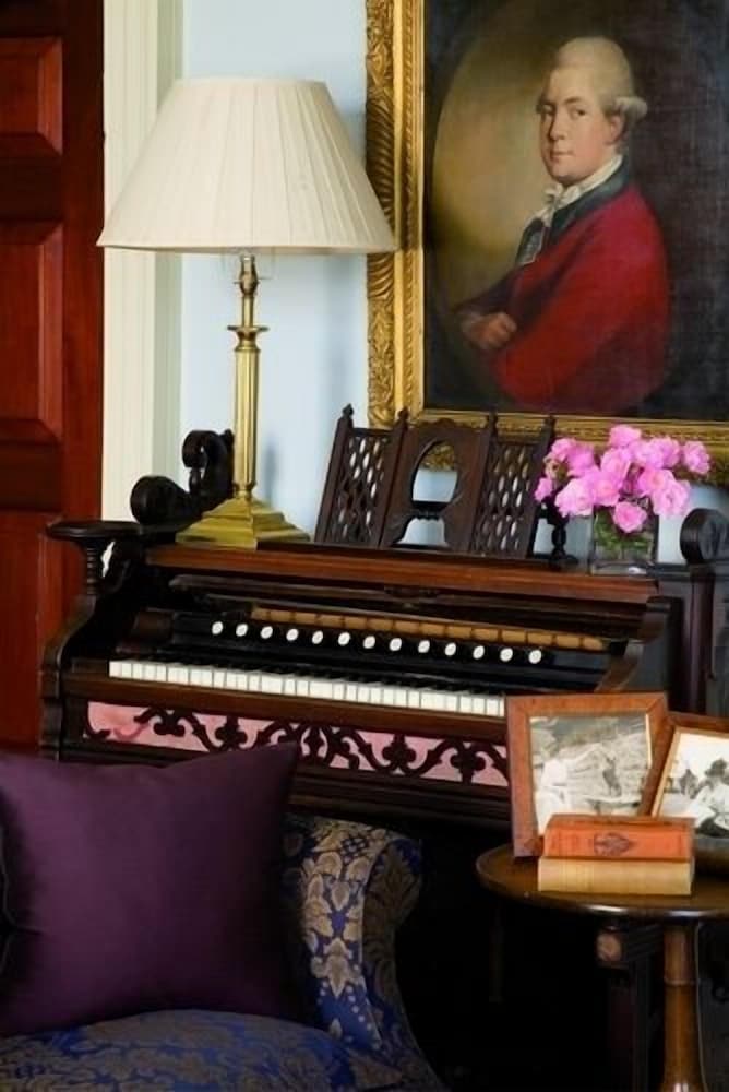 Фото Chilston Park Hotel