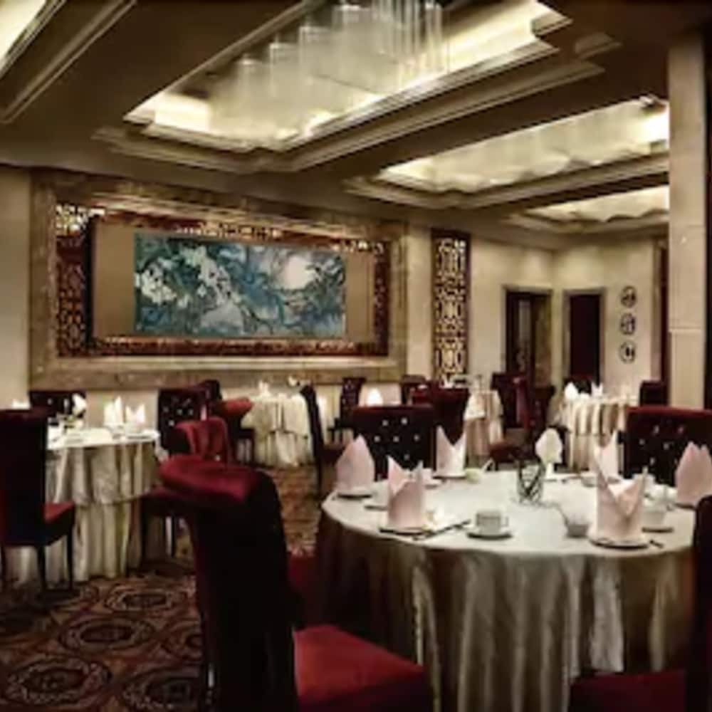 Фото Ramada Plaza Tian Lu