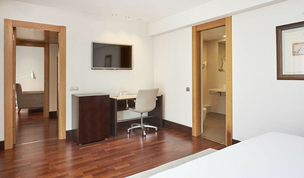 Фото Nh Barcelona Stadium