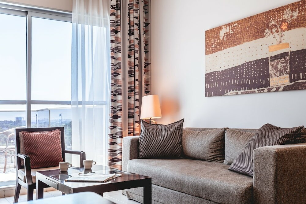 Фото Kfar Maccabiah Hotel and Suites