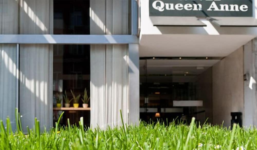 Фото Queen Anne Hotel