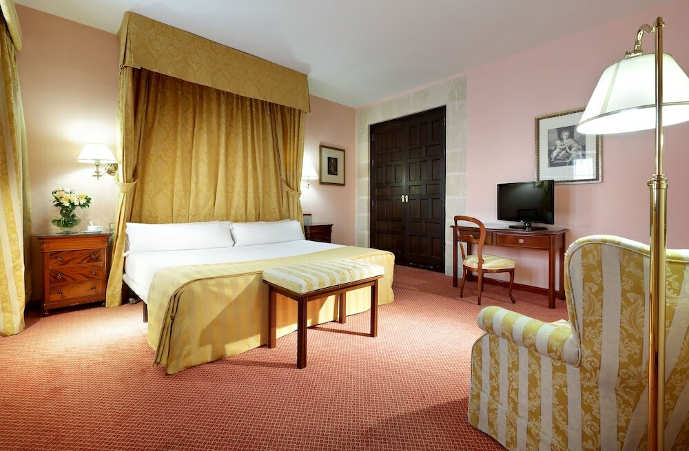 Фото Crisol Monasterio de San Miguel