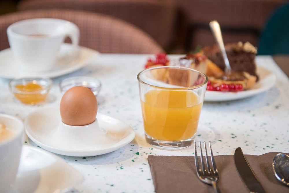 Фото Hotel Canada