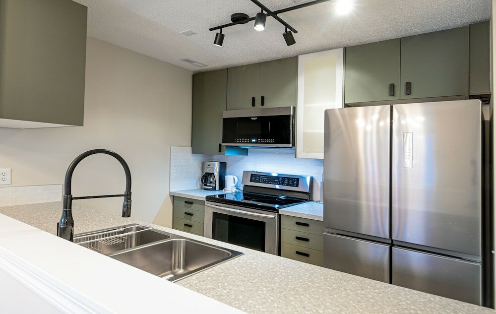 Фото Canadian Rockies Chalets