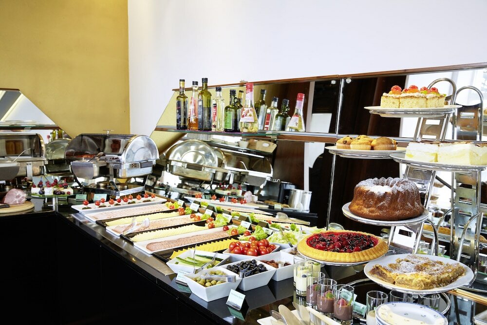 Фото Boutique Hotel Donauwalzer