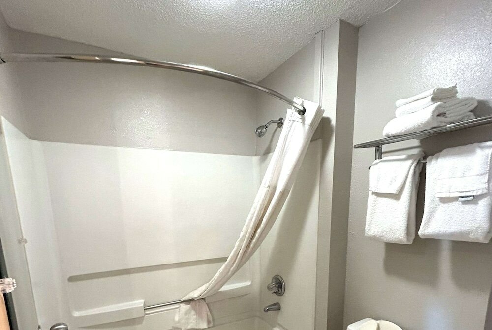 Фото Days Inn by Wyndham St George