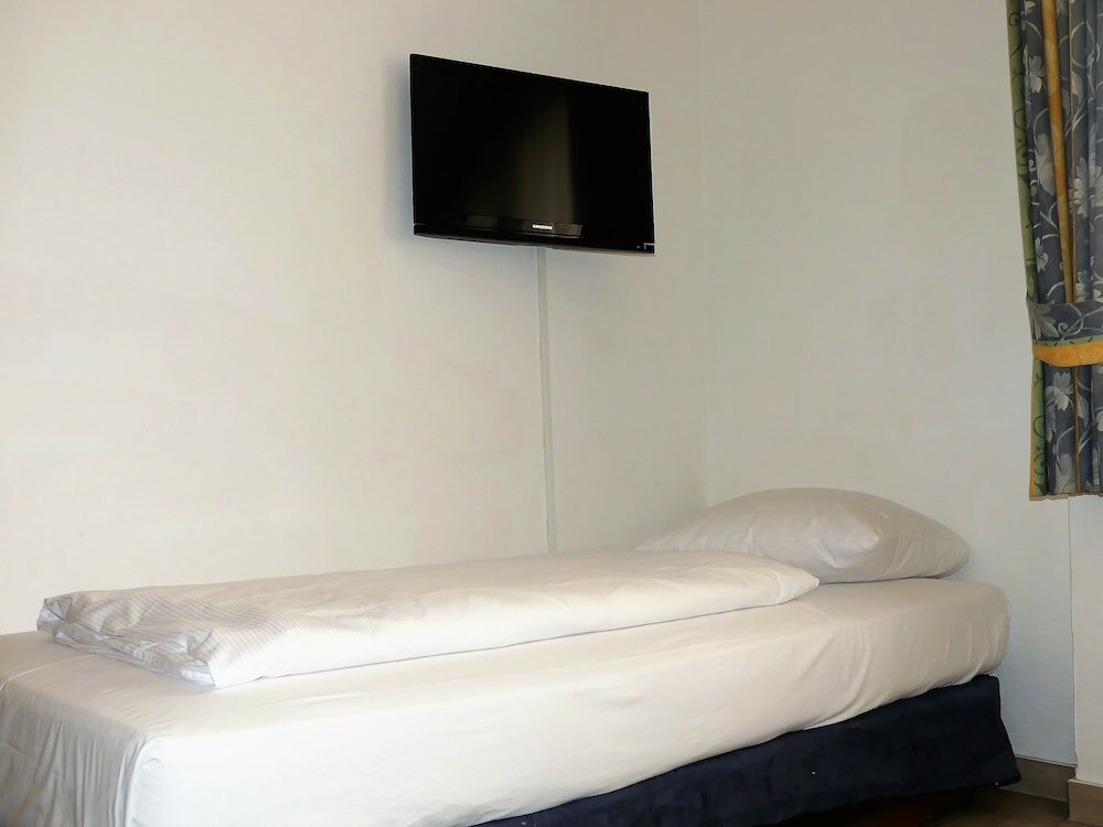 Фото Hotel Königshof The Arthouse