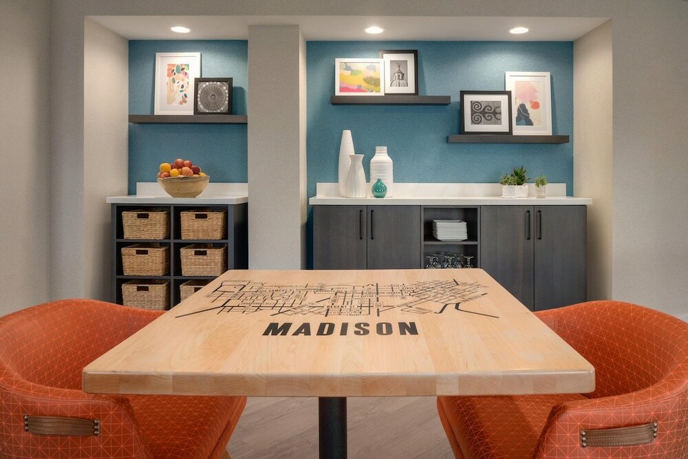 Фото Sheraton Madison Hotel