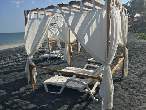 Гостиница Coronado Luxury Club & Suites