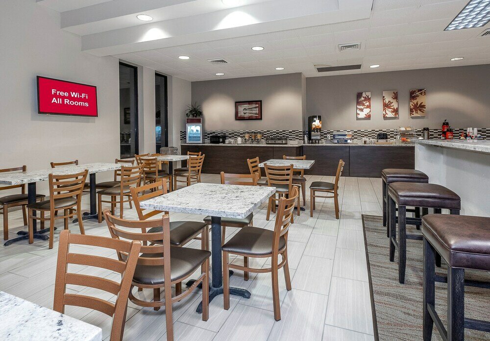 Фото Red Roof Inn Gulfport - Biloxi Airport