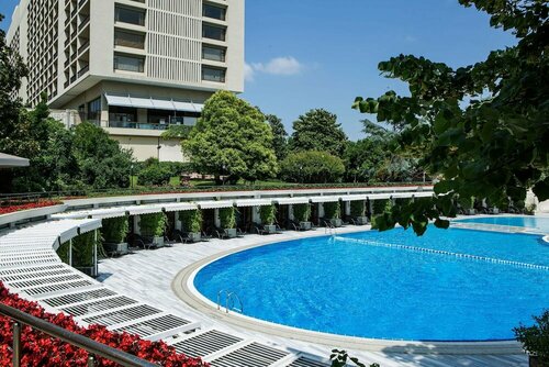 Гостиница Hilton Istanbul Bosphorus в Фатихе