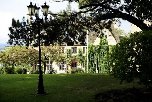 Гостиница Hatton Court в Глостере