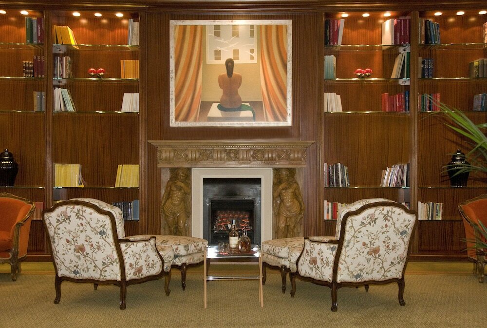 Фото Hotel De La Ville