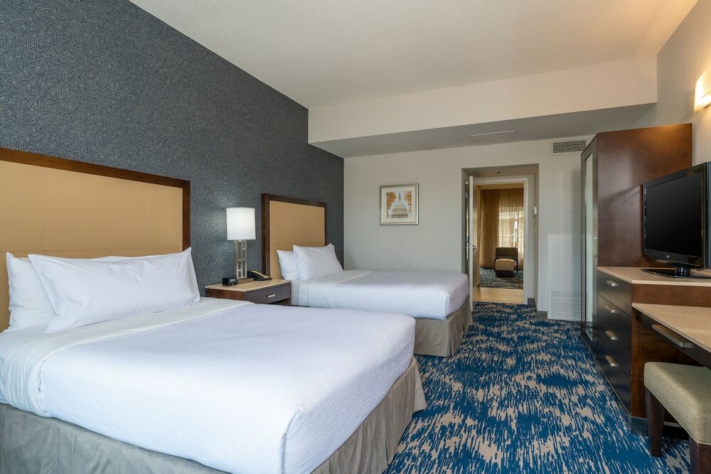 Фото Hilton Alexandria Old Town