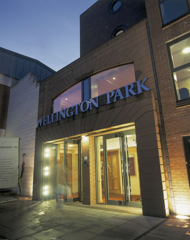 Фото отеля 1