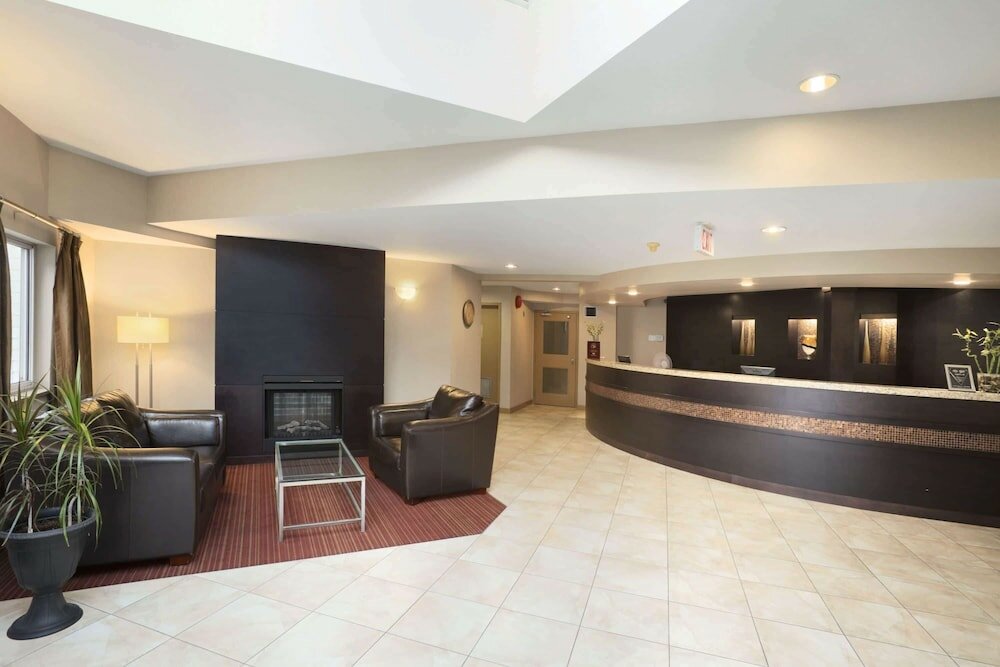 Фото Super 8 by Wyndham West Kelowna BC