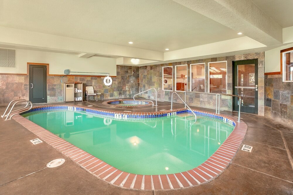 Фото Kathryn Riverfront Inn, Ascend Hotel Collection