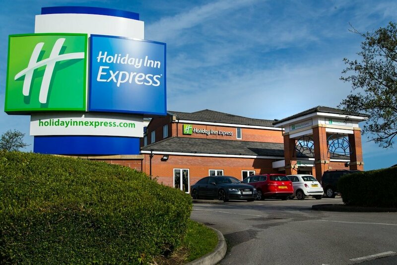 Гостиница Holiday Inn Express Manchester East, an Ihg Hotel
