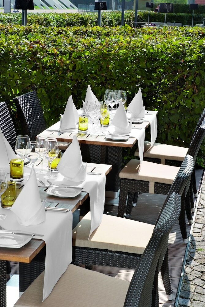 Фото Courtyard by Marriott Linz