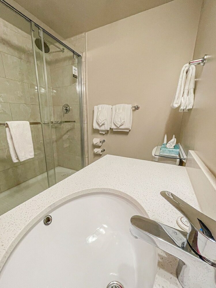 Фото Prestige Oceanview Hotel Prince Rupert
