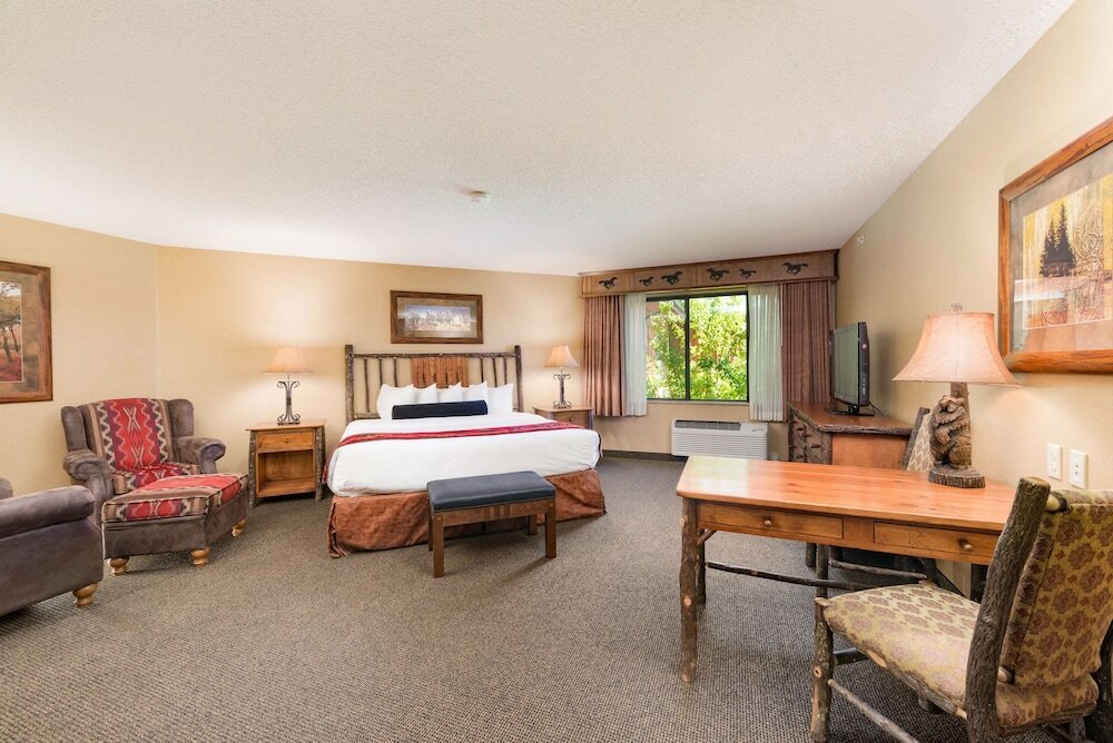 Фото Best Western Plus Kelly Inn & Suites