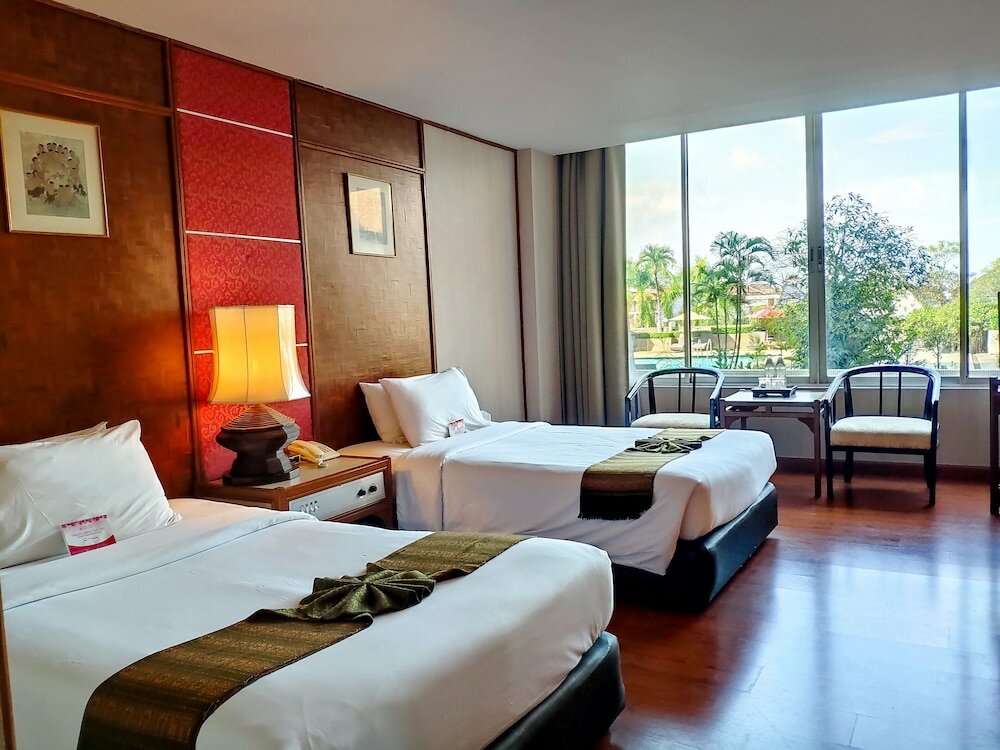 Фото Chiang Mai Orchid Hotel