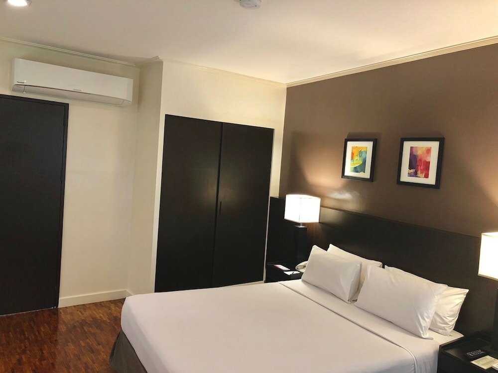 Фото Copacabana Apartment Hotel