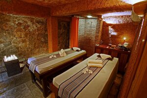 Гостиница Hotel by the Red Canal