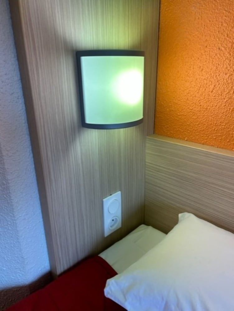 Фото Premiere Classe Blois Nord