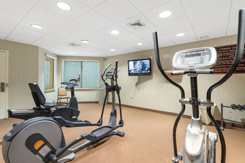 Фото Oyster Point Inn & Suites Newport News