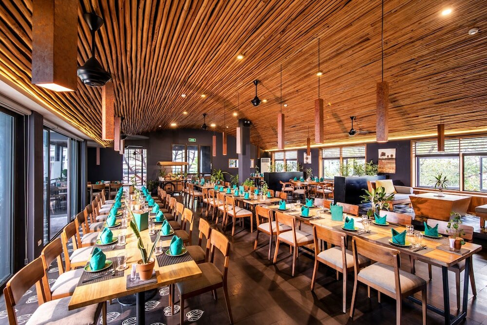 Фото Êmm Hotel Hue