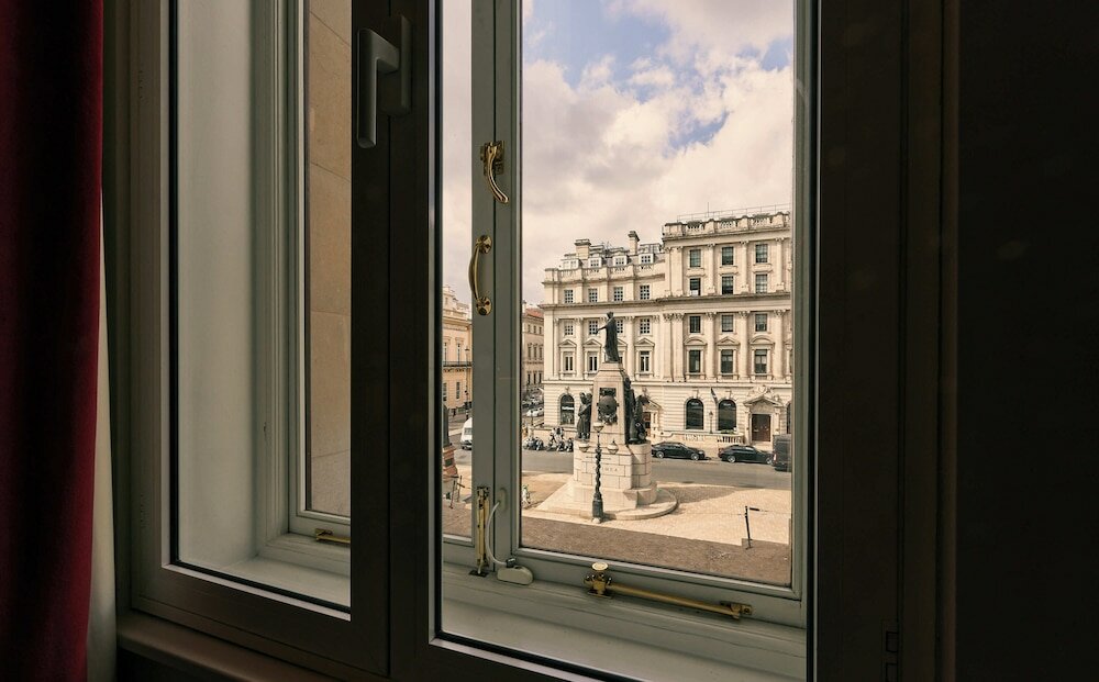 Фото Sofitel London St James