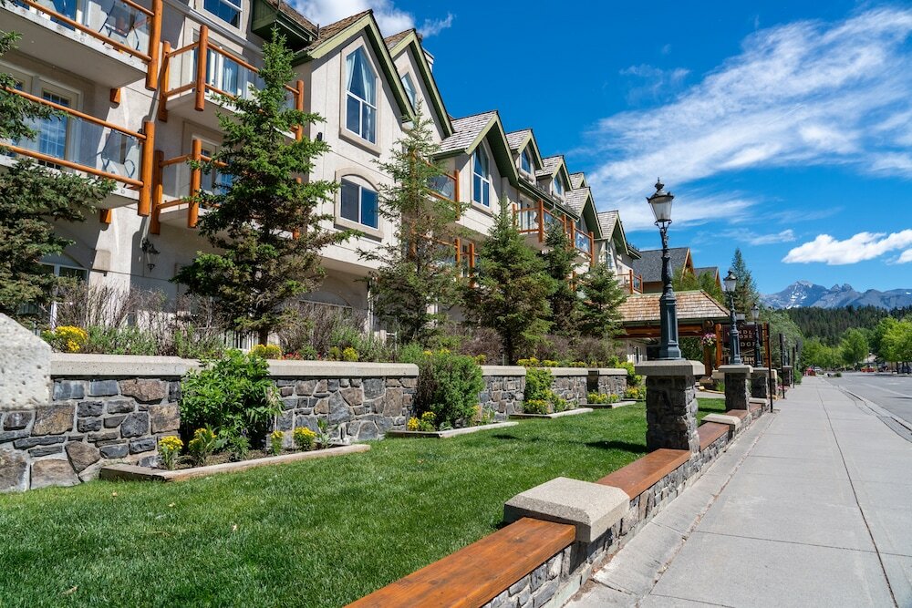 Фото Rundlestone Lodge