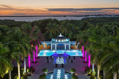 Гостиница Hyatt Regency Coconut Point Resort and Spa в Бонита Спрингс