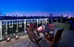 Гостиница Park Plaza Victoria London