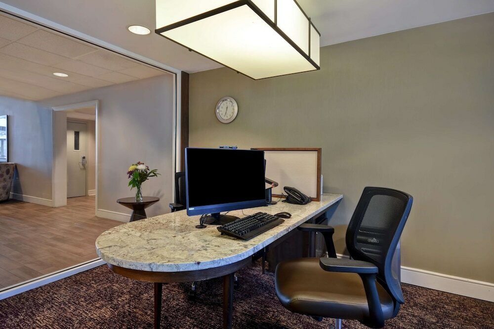 Фото Homewood Suites by Hilton Philadelphia Great Valley