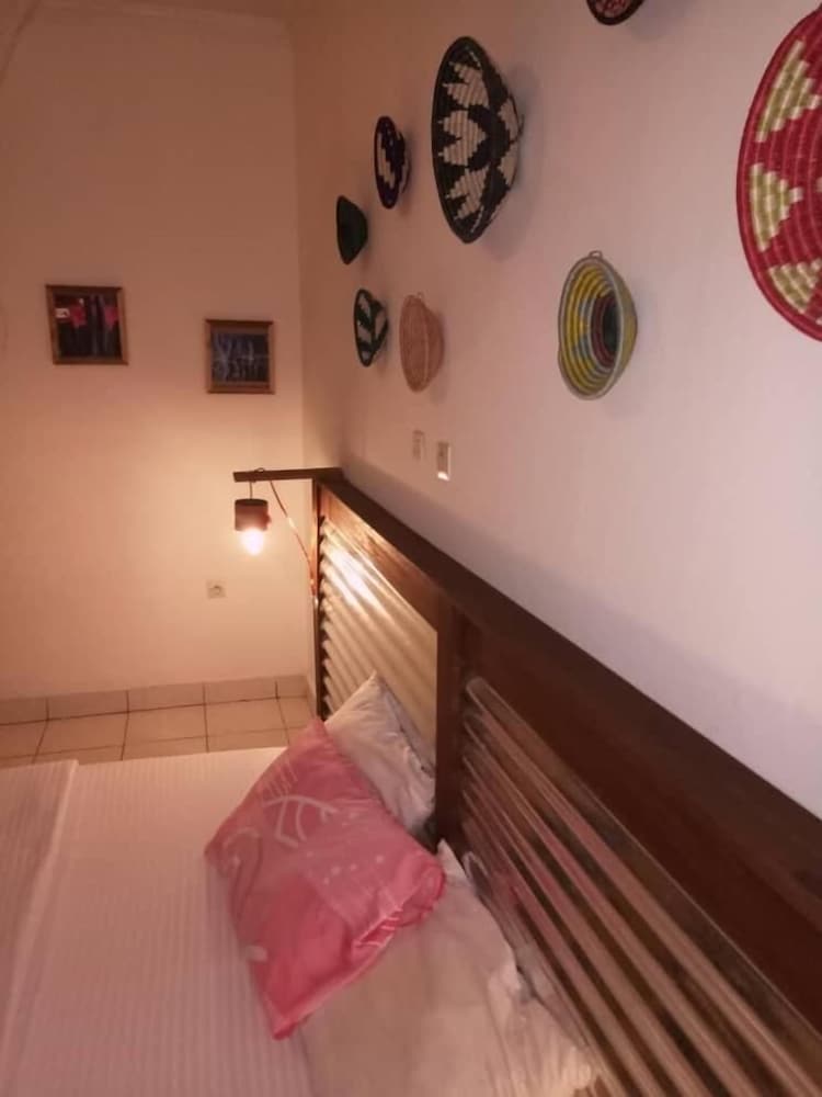 Фото Tugende House