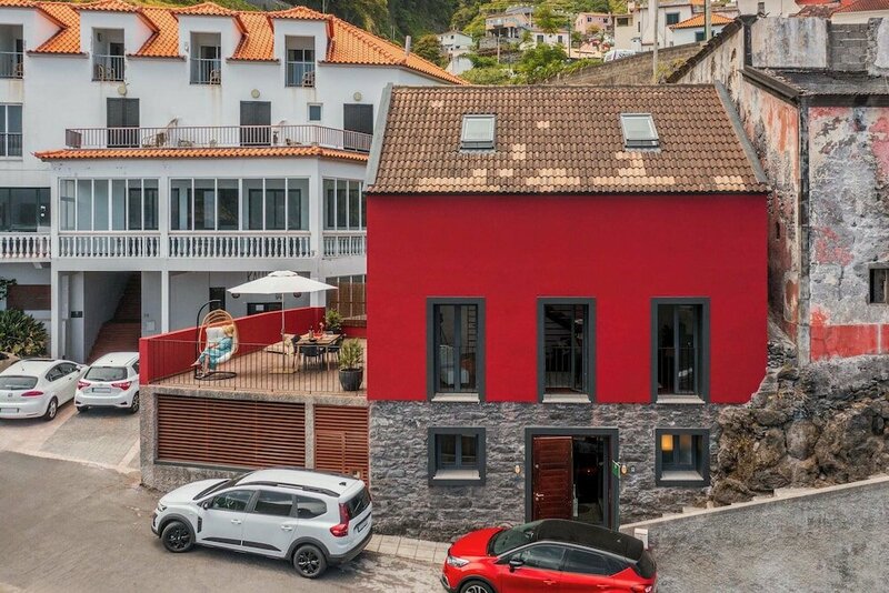 Гостиница Holiday Home by the Sea, Pipas do Avô - Seixal