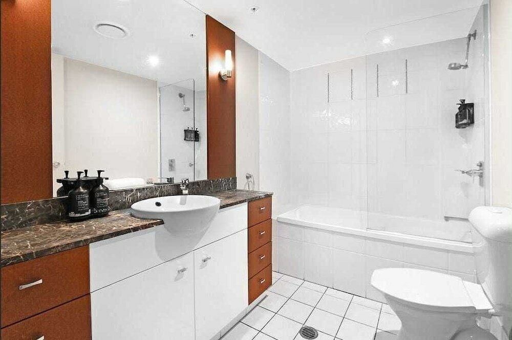 Фото Chevron Renaissance Private room Lvl16