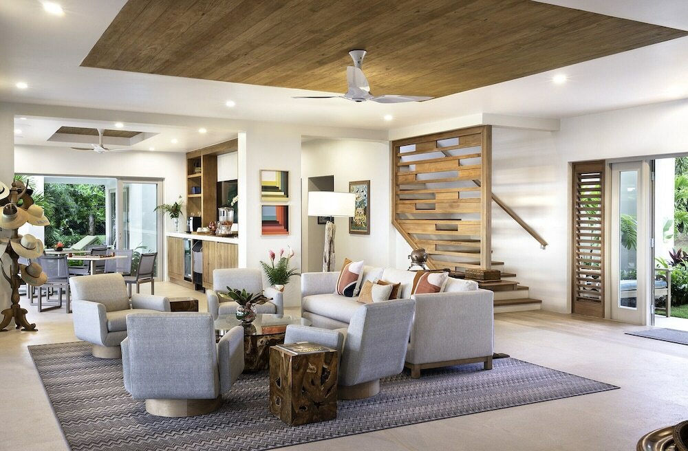 Фото Fabulous 5 Bedroom Beachfront Villa