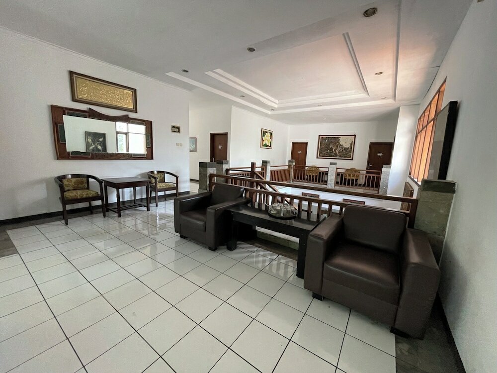 Фото Hotel Gegerkalong Asri