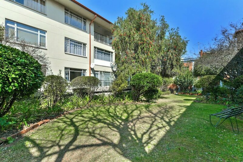 Гостиница Grenville Gardens