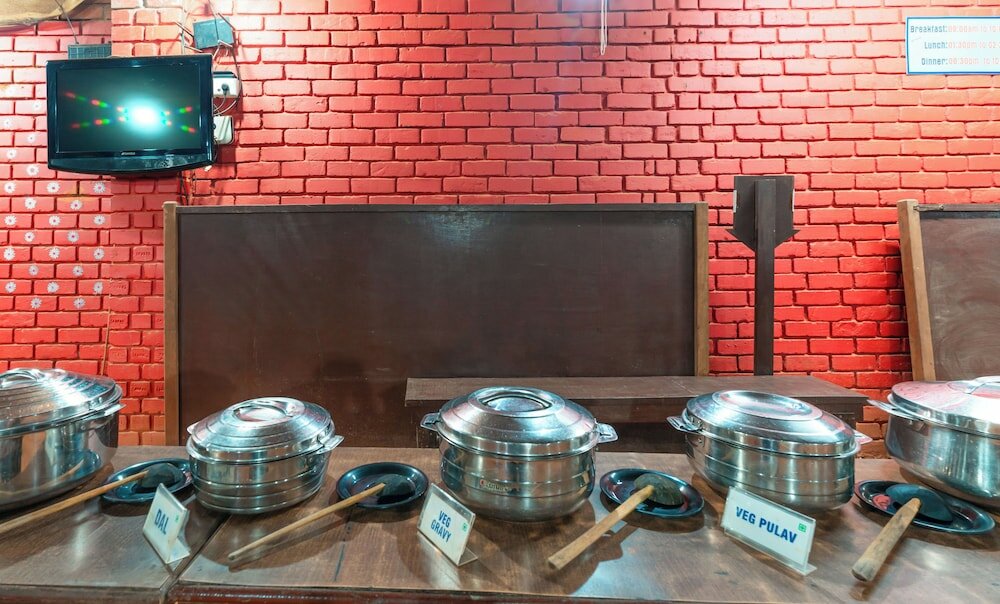 Фото Treebo Trend Rock Valley