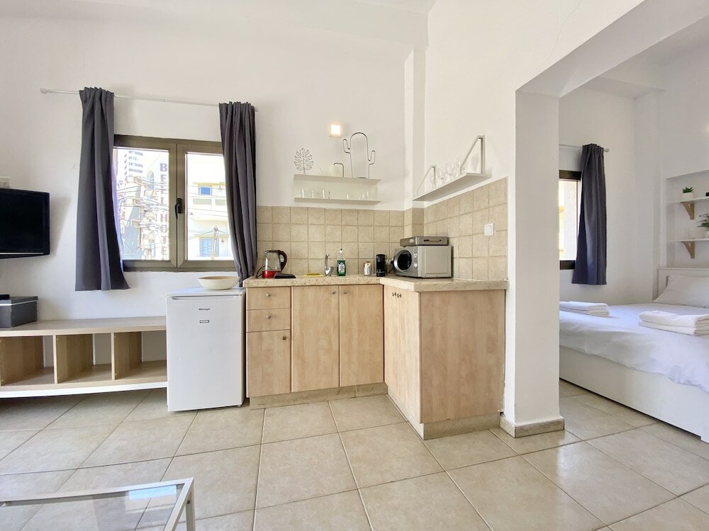 Фото Апартаменты Яркон - на пляже Тель-Авив