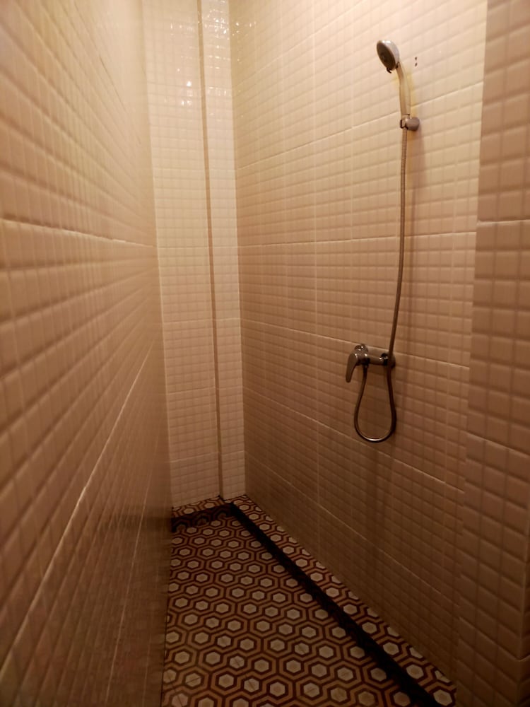 Фото Kubu Gena Guesthouse Canggu